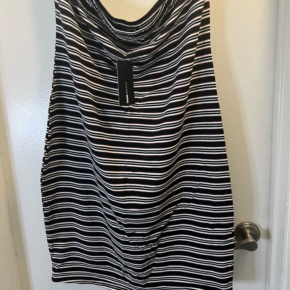 Fashion Nova Strapless Striped Dress (Size 2X)